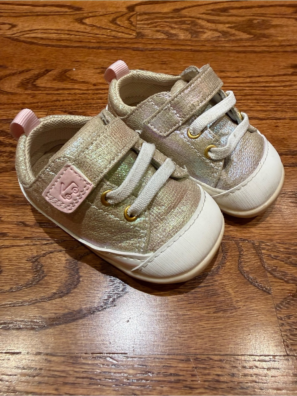 See Kai Run First Walker Tennis Shoes Sz 4